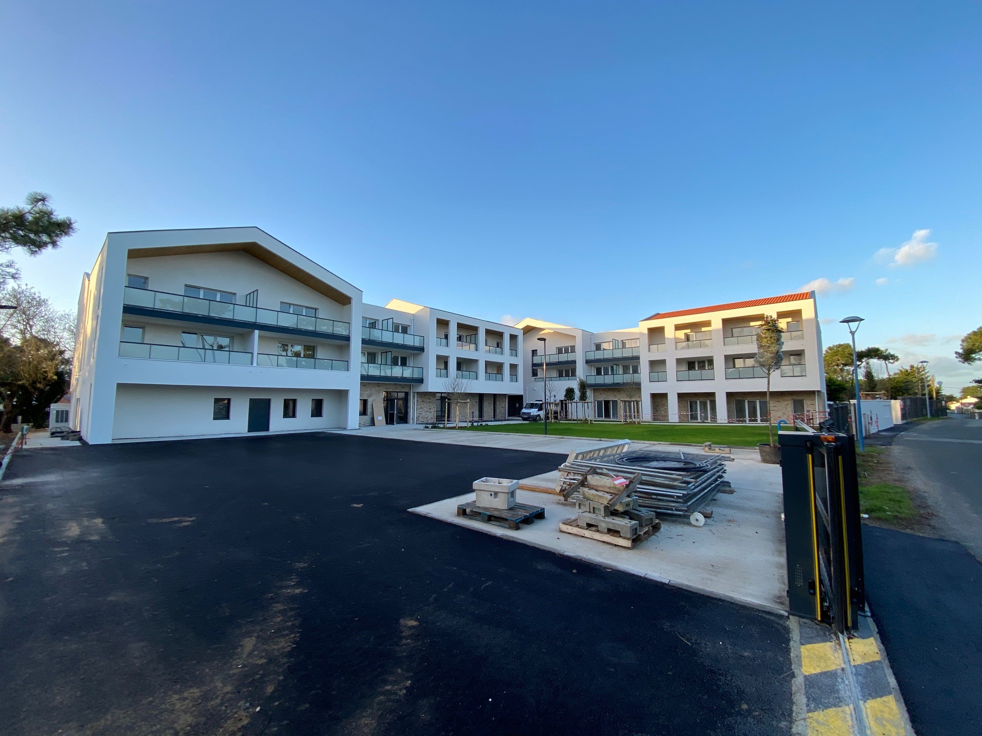 Résidence Les Jardins de l'Océan à Brétignolles-sur-mer par l'Entreprise Générale (Bénéteau Construction)